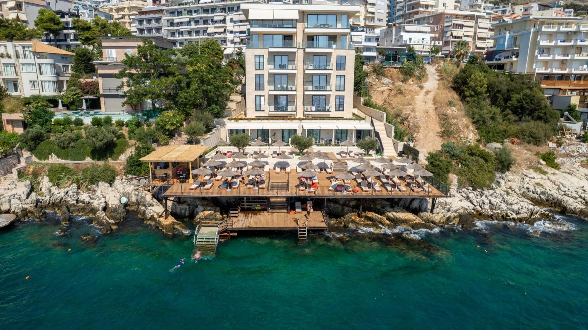 Daed Luxury Residence Sarandë Esterno foto