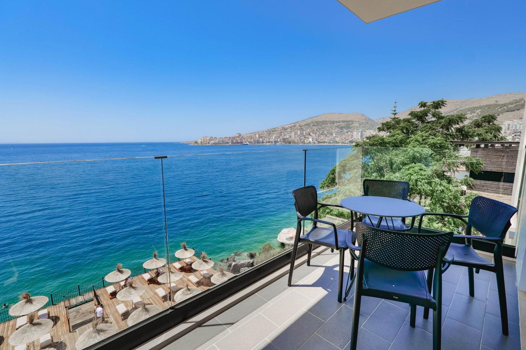 Daed Luxury Residence Sarandë Esterno foto